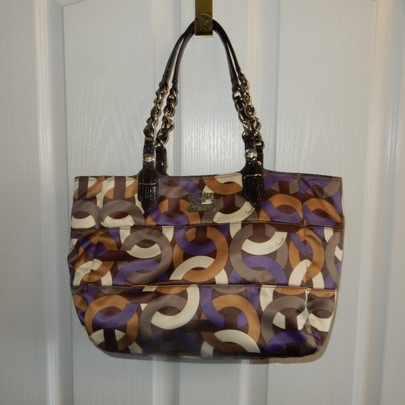 Coach tote - Picture 1 of 8